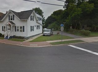 214 W High St, Glassboro, NJ 08028