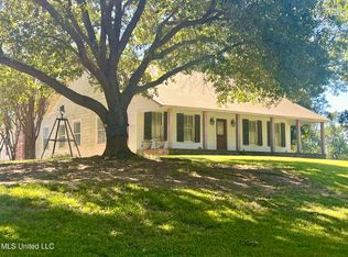 94 Foster Mound Rd, Natchez, MS 39120