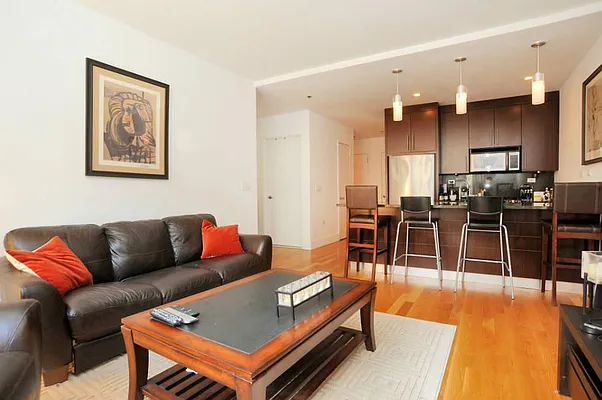 Rented by Town Residential | media 41