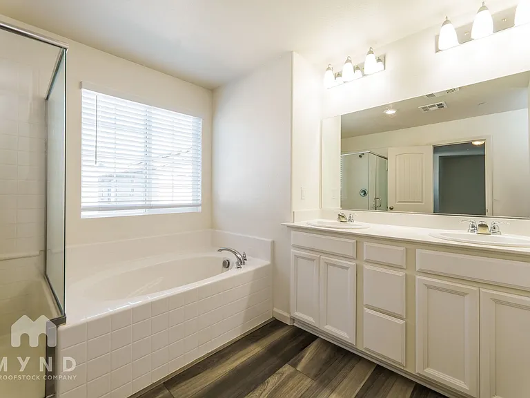 8176 Kramer Ranch Ln — Photo 12