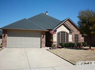 316 Merced St, Burleson, TX 76028