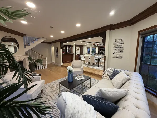 227 S Irena Ave Unit 1, Redondo Beach, CA 90277