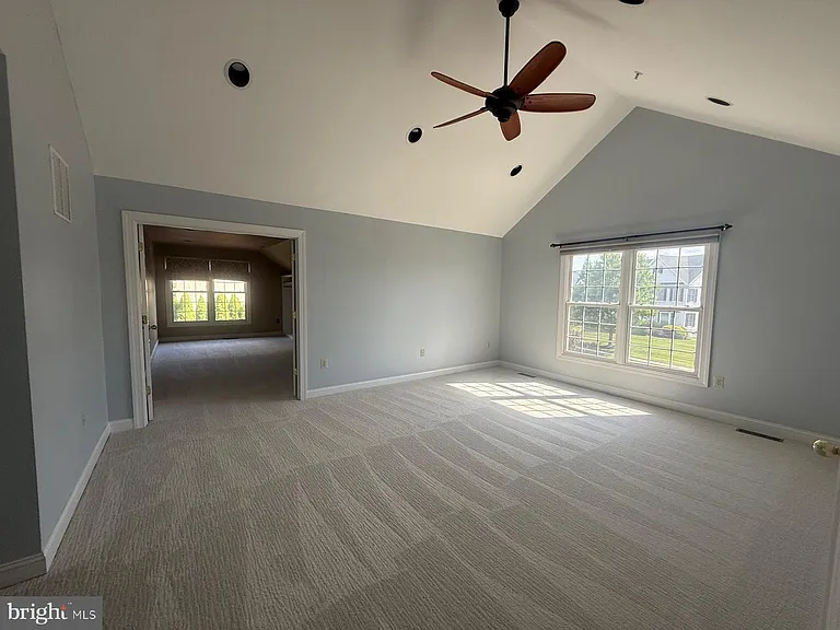 714 Marcus Cir — Photo 31