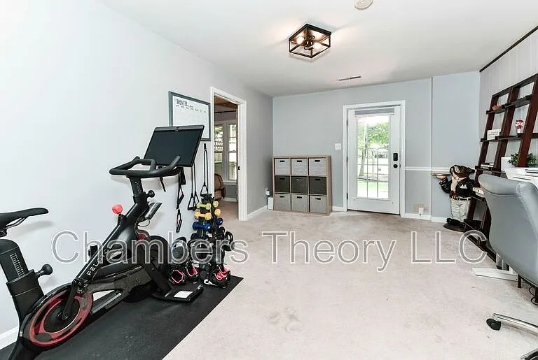 2107 Golf Course Dr — Photo 32