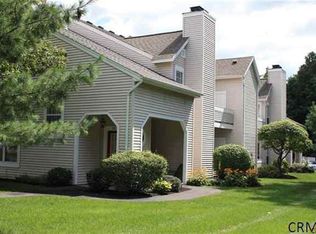 114 Diamond Rock Cir, Troy, NY 12182