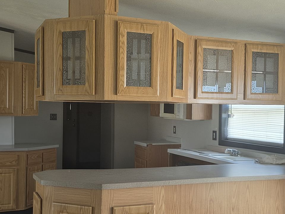 2nd image of 6830 Bedford Downs #222