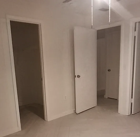 12240 Eastcove Dr — Photo 17