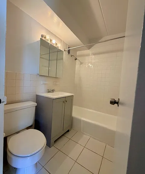 115 N 3rd Ave #2X — Photo 6