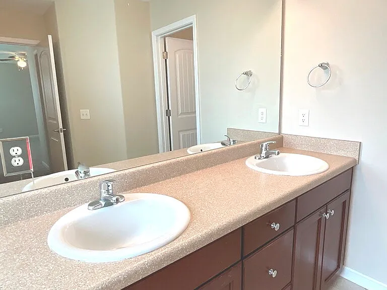 58 Spring Lakes Cir — Photo 22