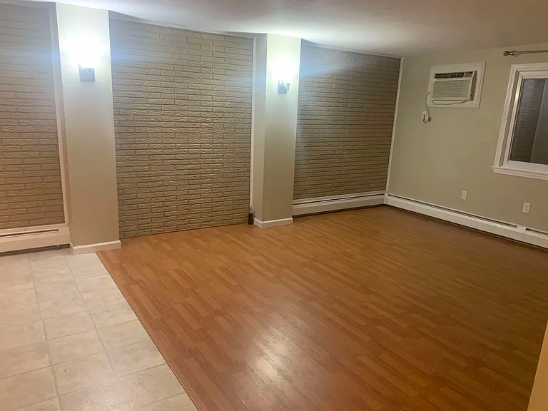 106 Churchill Dr #106 — Photo 18