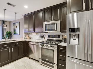 9241 Merrimac Ln N, Maple Grove, MN 55311