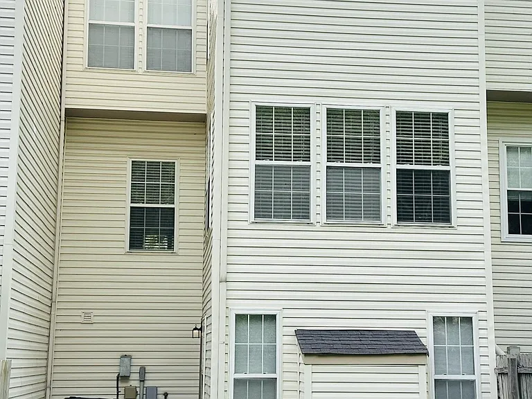 674 Huffine Manor Cir #674 — Photo 18