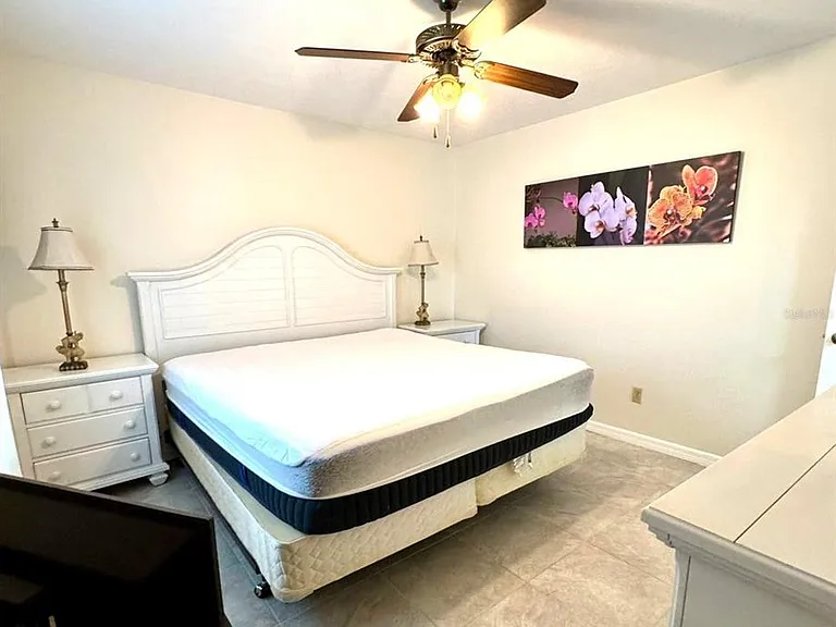 2141 SW Import Dr — Photo 10
