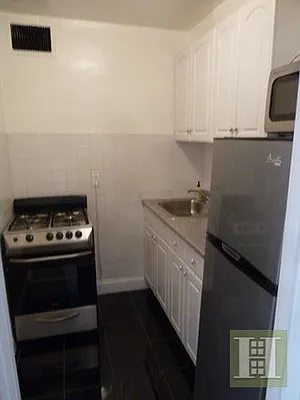 Rented by Halstead Real Estate | media 5