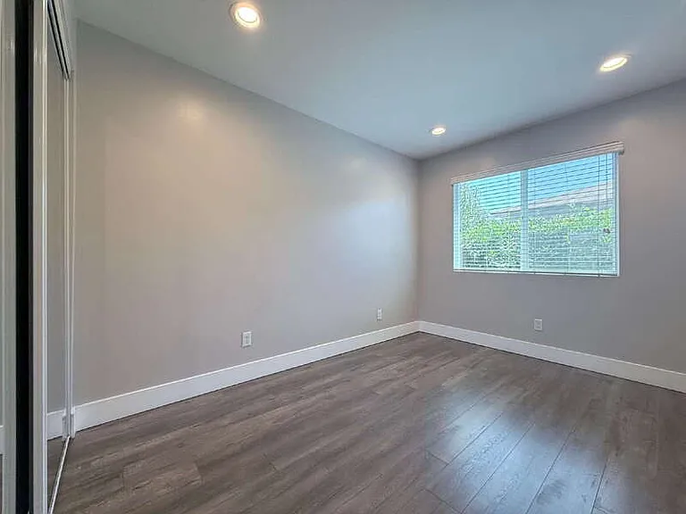 3652 1/2 Percy St #LOWER — Photo 24