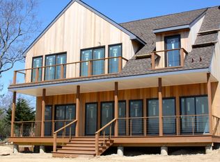 11 Sunshine Rd, Shelter Island, NY 11964