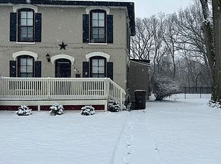 236 Pleasant St, Portland, MI 48875