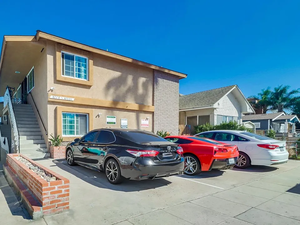 4774-80 W Point Loma Blvd