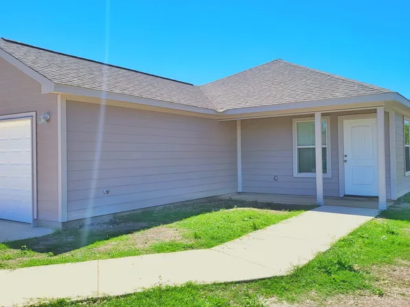902 Sams Dr, San Antonio, TX 78221