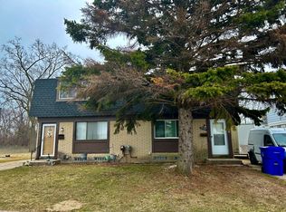 34064 Klein Rd, Fraser, MI 48026