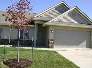 330 Windflower Ln, Solon, IA 52333
