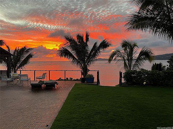 2nd image of 469 Portlock Rd