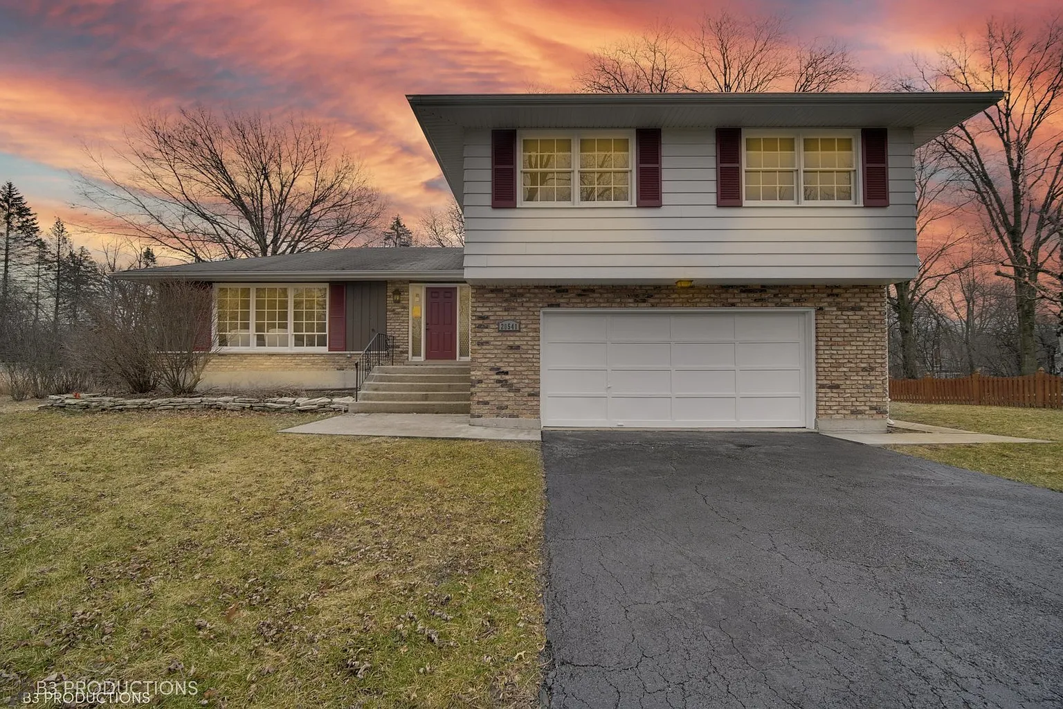 20541 Marathon Ct photo 1
