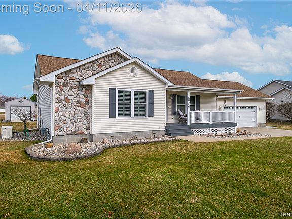2nd image of 6072 Fish Lake Rd