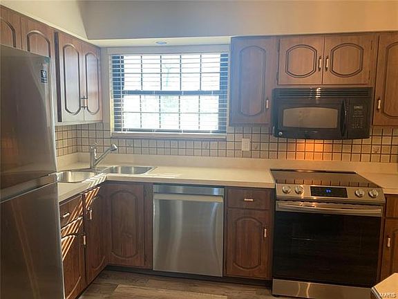 5th image of 3710 Sunerest Dr