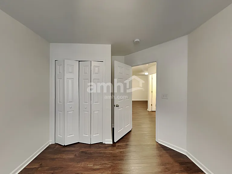 5116 Abercromby St — Photo 15