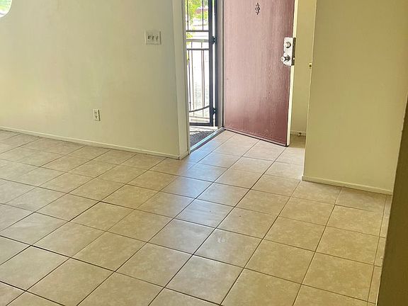 2nd image of 3708 Scuba Cir #C