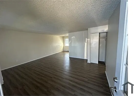 2 bed, $2,100 — Photo 3