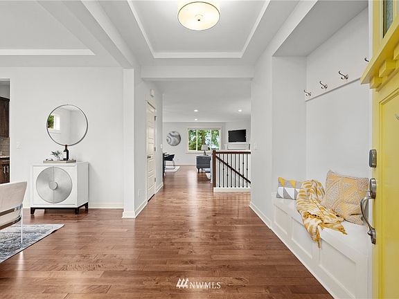 9 ft ceilings offering recessed tray accent in a variety of rooms. 