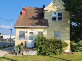 28 W Glendale St, Bedford, OH 44146