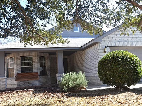 2nd image of 1006 Woodview Dr