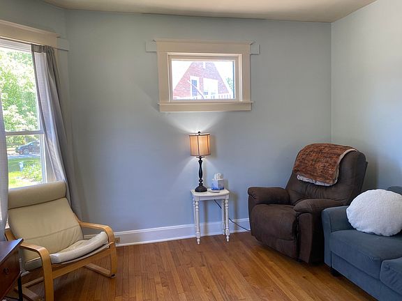 5th image of 120 E Fulliam Ave