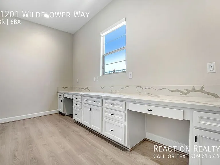 21201 Wildflower Way — Photo 8
