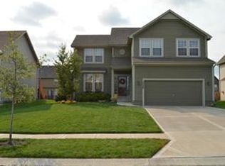 12460 S Quail Ridge Dr, Olathe, KS 66061
