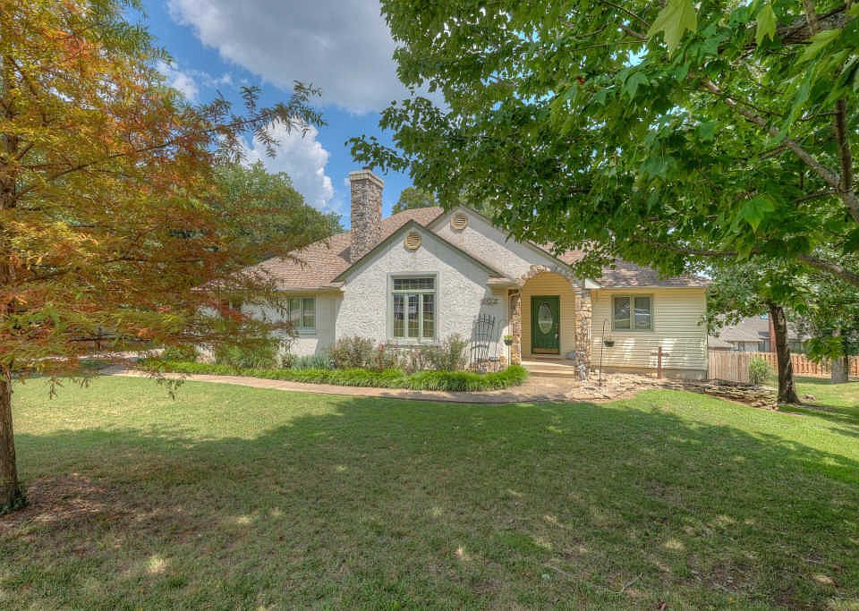 1st image of 4411 Belmont Dr