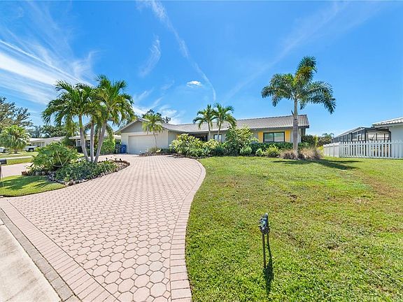 5th image of 3377 SPRING MILL CIRCLE
