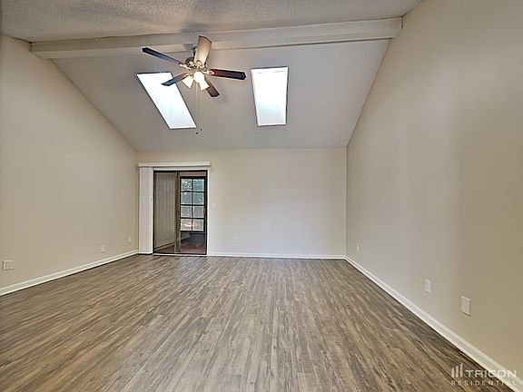3rd image of 8809 Kestrel Ct