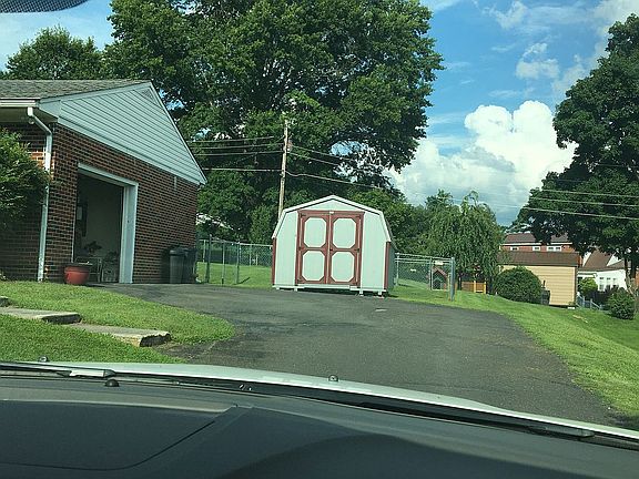 4th image of 145 Ilex St