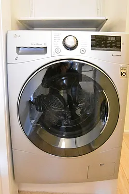 Rented by Bold New York | media 34