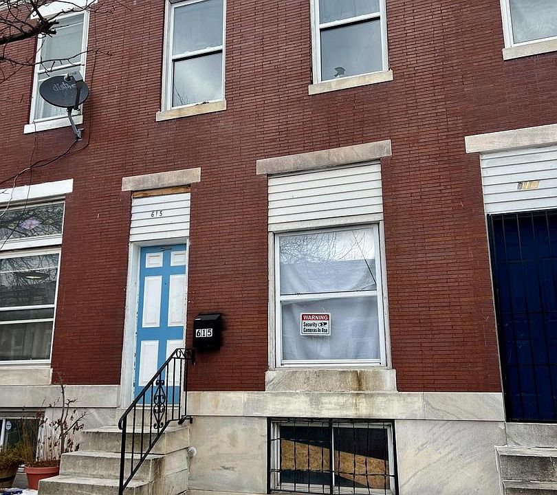 1st image of 615 N Kenwood Ave