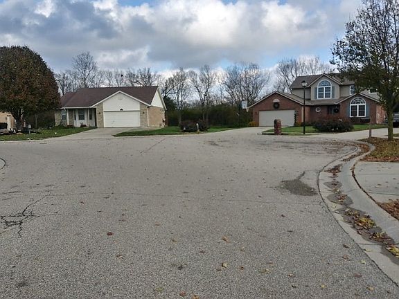 4th image of 5460 Lakeside Dr