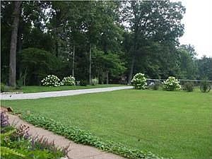 3rd image of 8300 Reis Ct