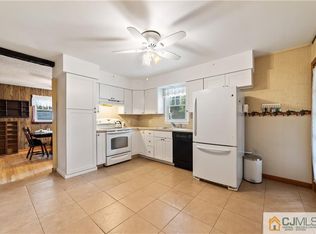 48 Ashmall Ave, Monroe Township, NJ 08831