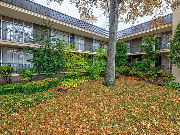 2nd image of 3909 Whitland Ave APT 102