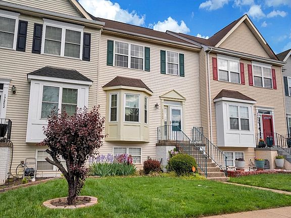 5th image of 17260 Wexford Loop