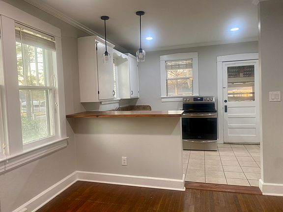 2nd image of 1040 Willingham Rd